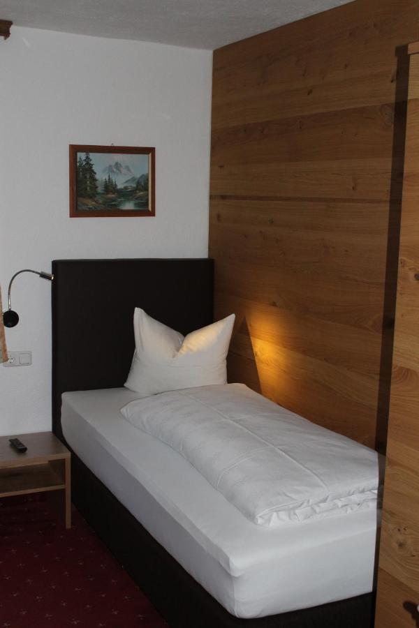 Pension Jägerhof St. Anton am Arlberg Exterior foto
